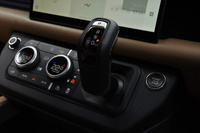2025 Land Rover DEFENDER null