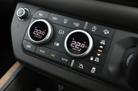 2023 Land Rover DEFENDER 