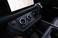 2023 Land Rover DEFENDER 