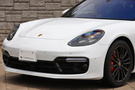 2019 Porsche PANAMERA null