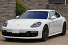2019 Porsche PANAMERA null