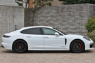 2019 Porsche PANAMERA null