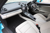 2021 Porsche 718 CAYMAN 