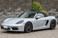 2017 Porsche 718 BOXSTER 