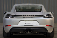 2018 Porsche 718 CAYMAN 