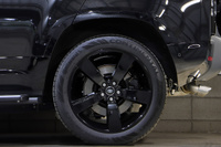 2025 Land Rover DEFENDER null