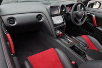 2015 Nissan GT-R R35 GT-R NISMO・MY15・Optional Titanium Muffler, Factory Carbon Fiber Recaro Seats
