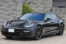 2018 Porsche PANAMERA null