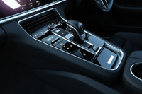2018 Porsche PANAMERA null