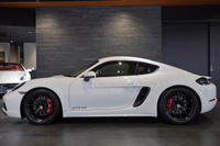 2025 Porsche 718 CAYMAN null