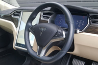 2014 TESLA model S P85+