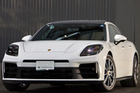 2024 Porsche PANAMERA null
