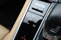 2018 Porsche PANAMERA null