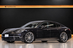 2018 Porsche PANAMERA