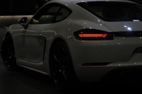 2023 Porsche 718 CAYMAN null