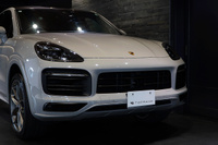 2020 Porsche CAYENNE null
