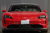 2022 Porsche Taycan 