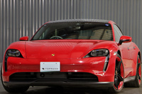 2022 Porsche Taycan 