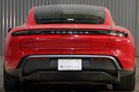 2022 Porsche Taycan 