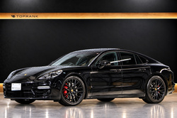 2023 Porsche PANAMERA