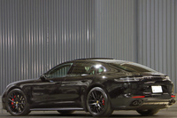 2023 Porsche PANAMERA null