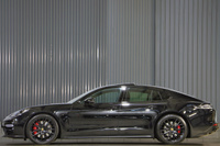 2023 Porsche PANAMERA null