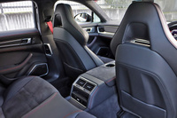 2023 Porsche PANAMERA null
