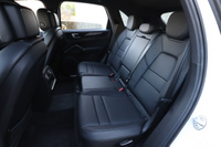 2020 Porsche CAYENNE null