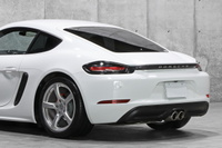 2018 Porsche 718 CAYMAN null