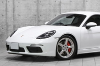 2018 Porsche 718 CAYMAN null