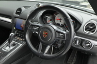 2018 Porsche 718 CAYMAN null