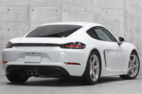 2018 Porsche 718 CAYMAN null