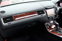 2012 Volkswagen TOUAREG HYBRID 4W