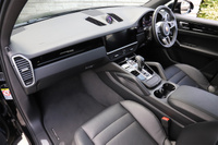 2019 Porsche CAYENNE Key ｴﾝ SPｸ Low ﾉP