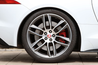 2016 Jaguar FTYPE R CP