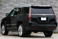 2017 Cadillac ESCALADE null