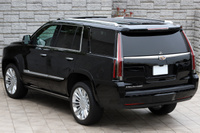 2017 Cadillac ESCALADE null
