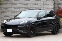 2016 Porsche CAYENNE GTS