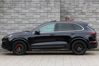 2016 Porsche CAYENNE GTS