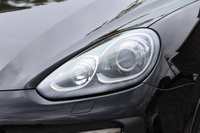 2016 Porsche CAYENNE GTS