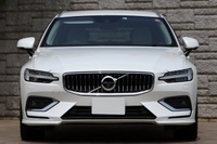 2019 Volvo V60 T5 IN ION