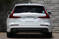 2019 Volvo V60 T5 IN ION