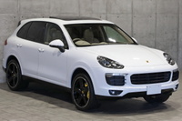 2018 Porsche CAYENNE null