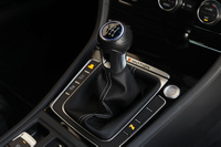 2017 Volkswagen GOLF AWD 4WD