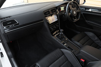 2017 Volkswagen GOLF AWD 4WD