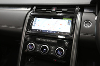 2017 Land Rover DISCOVERY FIRST EDITION