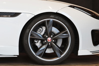 2018 Jaguar FTYPE null