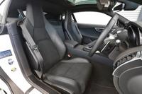 2018 Jaguar FTYPE null