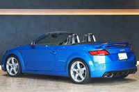 2017 Audi TT RS Roadster null