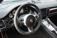 2015 Porsche PANAMERA null